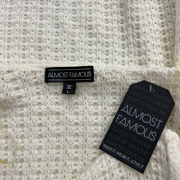 Almost Famous White Faux Floral Accent - Picture 8 of 11